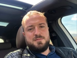 Kavgayı Ayırmak İsterken İyi Niyetinin Kurbanı Oldu