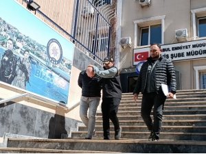 Yaşlı Adamı Fetö Yalanıyla Dolandırdılar