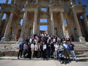 Kütüphaneler Haftasında Celsus Kütüphanesi’ne Ziyaret