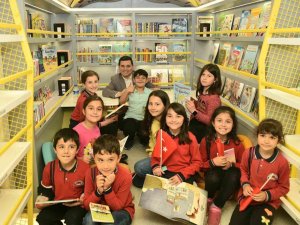 Kepez’den Antalya’ya Gezen Kütüphane Okubüs