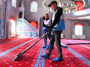 Balıkesir Büyükşehir Camileri Bayrama Hazırlıyor