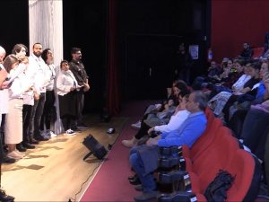 3. Kadın Oyunları Festivali Dünya Tiyatro Günü Beyannemesinin Okunmasıyla Sona Erdi