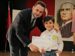 En Çok Kitap Okuyan Öğrenciler Ödüllendirildi