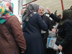 Çocukları Ağlayınca Meydan Dayağı Yemekten Kurtuldu