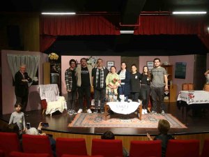 Merkezefendi Kent Tiyatrosu 3 Yaşında