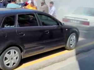 Belediye Önünde Kendini Ateşe Verdi: 6 Yaralı