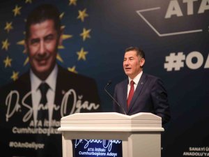 Ata İ̇ttifakı’nın Cumhurbaşkanı Adayı Sinan Oğan, Ankara’da Basın Toplantısı Düzenledi