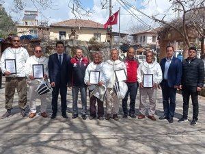 Marmaris Çam Balı’nda Coğrafi İşaretli Üretim Artarak Devam Ediyor