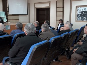 9 İlçede 400 Muhtara Eğitim