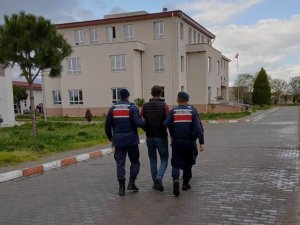 Manisa’da 15 Yıldır Cinayetten Aranan Hükümlü Hayvan Ağılında Yakalandı