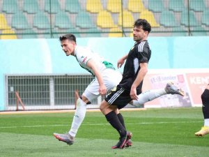 Hasan Sabri Karaca Üç Hafta Sahalardan Uzak Kalacak