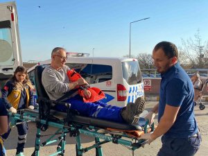 Çöp Kamyonundan Düşen Belediye İşçisi Yaralandı