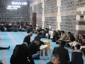 5. Harem-i Şerif’te Asırlardır Mukabele Geleneği Sürüyor