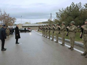 Cumhurbaşkanı Erdoğan: "Önümüzdeki Günlerde İnşallah Bu Gücümüzü Karada, Havada, Denizde Daha Da Artıracak Çeşitli Projelerle Milletimizin Huzuruna Çıkacağız"