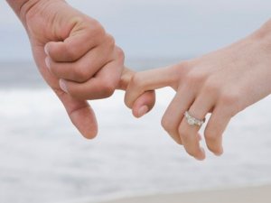 Duygusal Şiddetin Farklı Bir Türü: Love Bombing