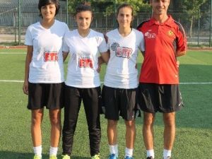 Eskişehirspor’lu Bayan Futbolcular Aday Kadroda