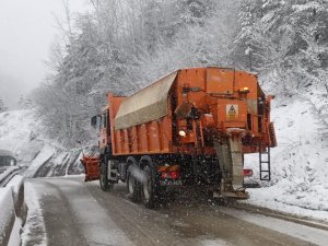 Bolu Dağı’nda Kar Yağışı Etkili Oluyor