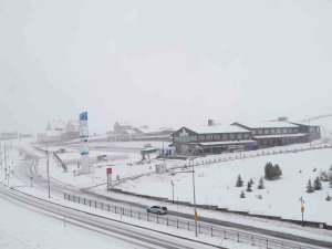 Erciyes’e Mart Karı Yağdı