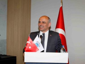 Başkan Söğüt, "Kocaeli, Türkiye’de En Fazla Yük Ve Konteyner Elleçlenen Limanlar Arasında İlk Sıradadır"