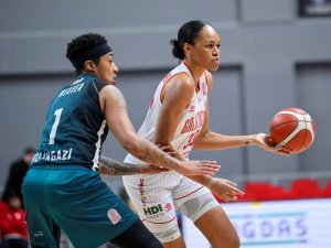 Melikgazi Kayseri Basketbol’da 3 Oyuncu Çift Hanelere Ulaştı