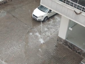 Bingöl’de Dolu Ve Fırtına