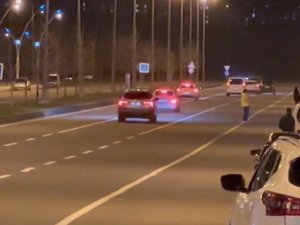 Magandalar Önce Egzoz Patlattı, Sonra Yarıştı