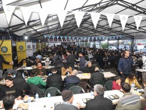 Diyarbakır’da İftar Çadırları Günlük 6 Bin Kişiye Hizmet Veriyor