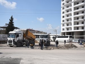 Osmaniye’de Yol Genişletme Ve Kavşak Yapımına Başladı