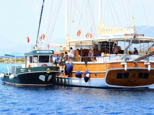 Atık Alım Tekneleri Sezona Hazırlanıyor