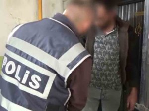 Aranan Şahıslara 89 Polis İle Şafak Operasyonu: 15 Gözaltı