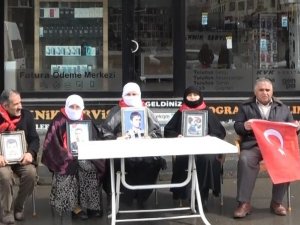 Aileler Fırtınaya Rağmen Eylemlerine Devam Etti