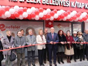 Efeler’de 11’inci Kitap Kafe Açıldı