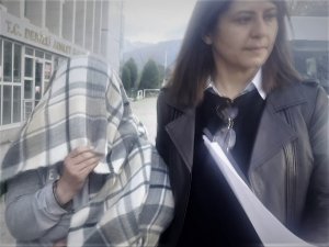 Bebeğini Boğup Eşi Yakmaya Çalışan Kadın Tutuklandı