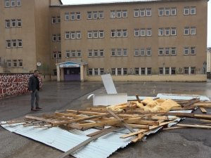 Muş’ta Eğitime Fırtına Engeli