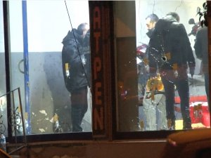 Motosiklet Tamirhanesine Uzun Namlulu Silahlarla Saldırı: 1’i Ağır 3 Yaralı