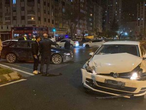 Yeni Aldığı Otomobiliyle Kaza Yapan Sürücü Gözyaşlarına Boğuldu