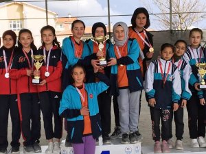 Köprüören Tek Termik Ortaokulu Küçükler Kız Ve Erkek Bocce Takımı İl Şampiyonu