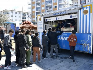 Kuşadası’nda Kitap Okuma Etkinliği