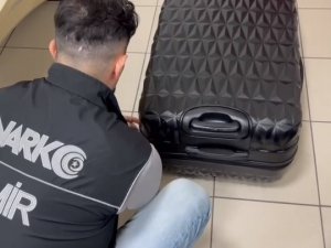 Otogarda Yolcunun Valizinden Binlerce Sentetik Hap Çıktı