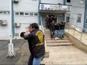 Diyarbakır’da Depremzedelerin Evine Giren 12 Şüpheli Tutuklandı