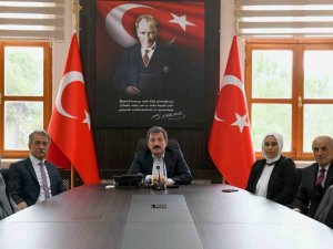 Şehit Aileleri Derneğinden Vali Tavlı’ya Bina Teşekkürü