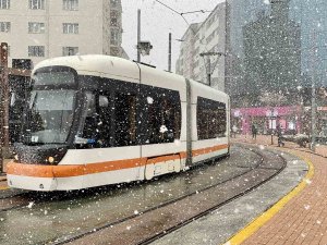 Eskişehir’de Bugün De Kar Yağışı Bekleniyor