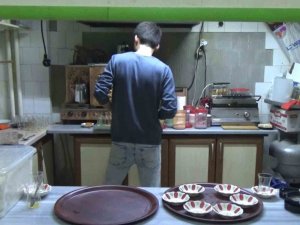 Bu Çayevinde Çaylar Ücretsiz