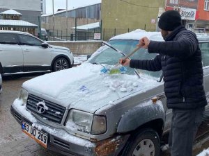 Karlıova Mart’ın Son Günlerinde Beyaza Büründü