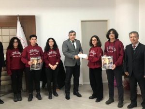 Afyon Lisesi Öğrencilerinden Duygulandıran Bağış