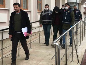 Kayınpederi Ve Bacanağını Öldüren Sanık Hakkında 2 Kez Müebbet Hapis Cezası İstendi