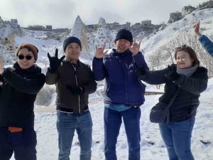 Kapadokya İlkbaharda Beyaza Büründü