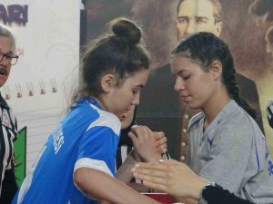 Muğla’da Okul Sporları Bilek Güreşi Müsabakaları Başladı