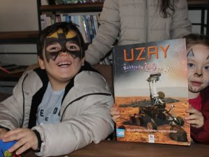 İ̇l Müdürü Bircan, Necla Hanım Konağı’na Açılan Kütüphaneyi Değerlendirdi
