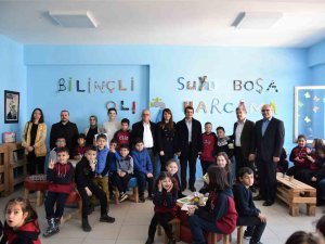 Mustafakemalpaşa Belediyesinden “Sıfır Atık Kütüphanesi”